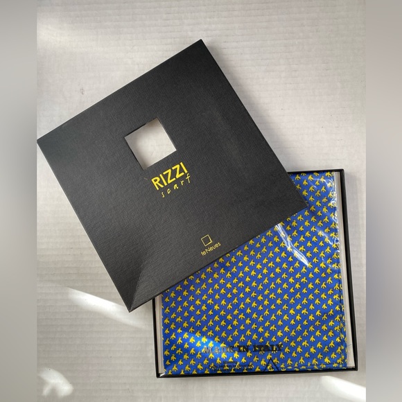 NWOT Vintage 1996 James Rizzi te Neues handmade Bird scarf silk - Picture 2 of 13